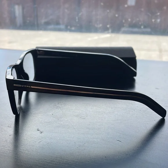 Prada authentic eyeglasses frame - Picture 2 of 5